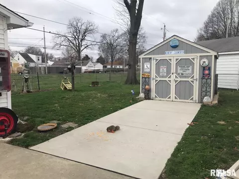 1804 E Black Ave, Springfield, IL 62702 photo 5