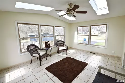 81 Meadowlark Ln, Springfield, IL 62702 photo 5