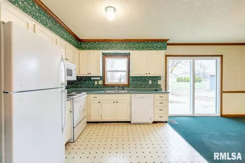 2723 Cardigan Dr, Springfield, IL 62702 photo 6
