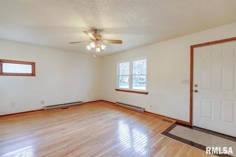 2723 Cardigan Dr, Springfield, IL 62702 photo 3
