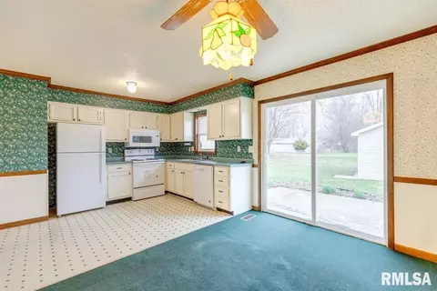 2723 Cardigan Dr, Springfield, IL 62702 photo 8