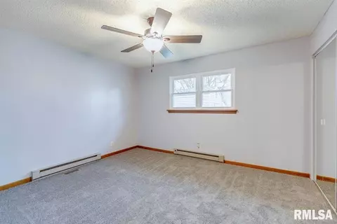 2723 Cardigan Dr, Springfield, IL 62702 photo 13