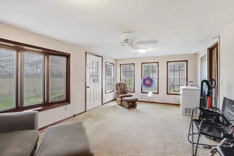 501 Rainbow Dr, Athens, IL 62613 photo 9