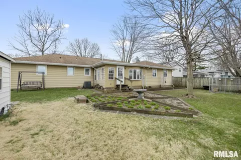 501 Rainbow Dr, Athens, IL 62613 photo 21