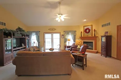 3904 Surry Place Ln, Springfield, IL 62711 photo 20
