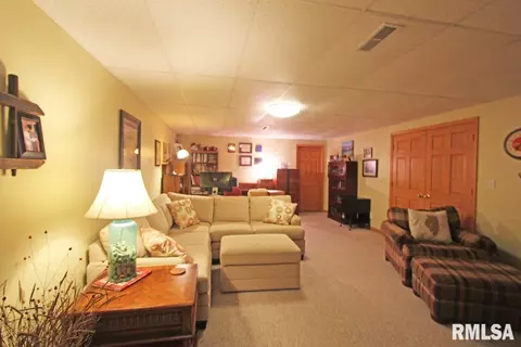 3904 Surry Place Ln, Springfield, IL 62711 photo 36