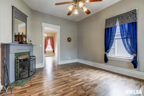 1130 N Osburn Ave, Springfield, IL 62702 photo 5