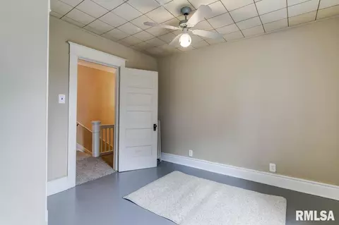 1130 N Osburn Ave, Springfield, IL 62702 photo 28