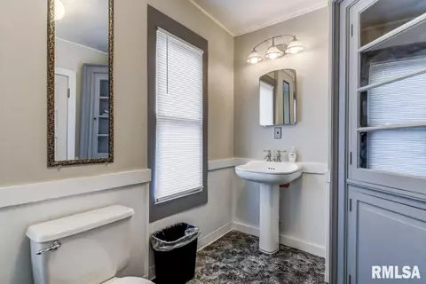 1130 N Osburn Ave, Springfield, IL 62702 photo 30