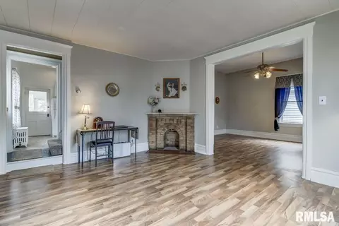 1130 N Osburn Ave, Springfield, IL 62702 photo 16