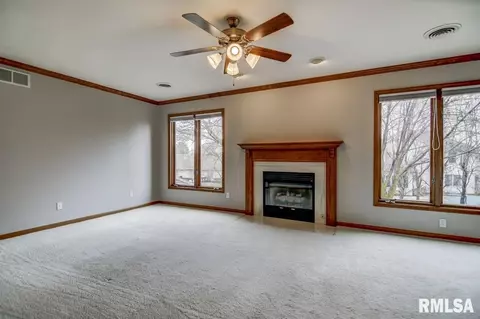 405 Colbrook Dr, Springfield, IL 62702 photo 24