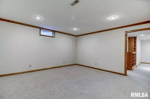 405 Colbrook Dr, Springfield, IL 62702 photo 42