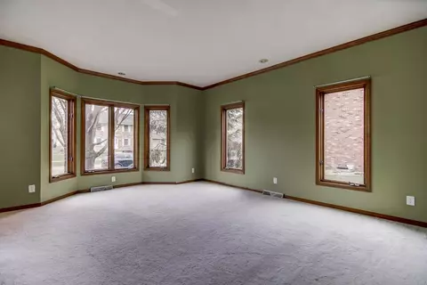 405 Colbrook Dr, Springfield, IL 62702 photo 5