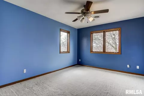 405 Colbrook Dr, Springfield, IL 62702 photo 32