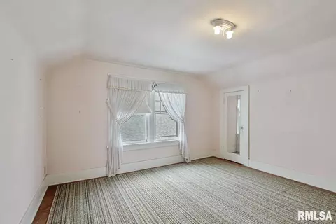 1736 S Walnut St, Springfield, IL 62704 photo 15
