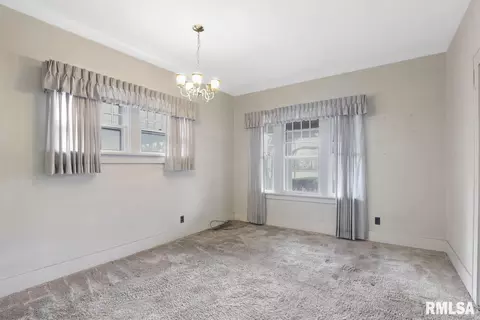 1736 S Walnut St, Springfield, IL 62704 photo 4