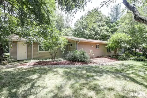 6 Willow Creek Dr, Springfield, IL 62707 photo 2