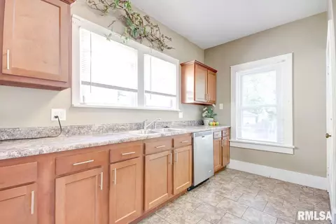 1812 S Whittier Ave, Springfield, IL 62704 photo 18