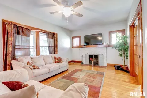 1812 S Whittier Ave, Springfield, IL 62704 photo 12