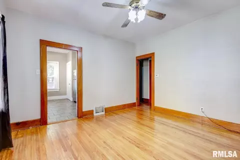 1812 S Whittier Ave, Springfield, IL 62704 photo 14