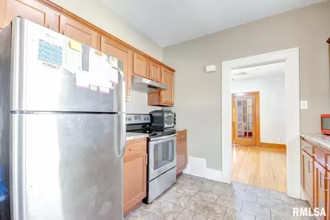 1812 S Whittier Ave, Springfield, IL 62704 photo 16
