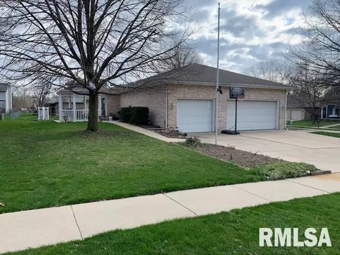 2538 Shawnee Dr, Springfield, IL 62702 photo 2
