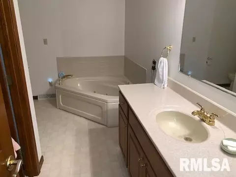 2538 Shawnee Dr, Springfield, IL 62702 photo 33