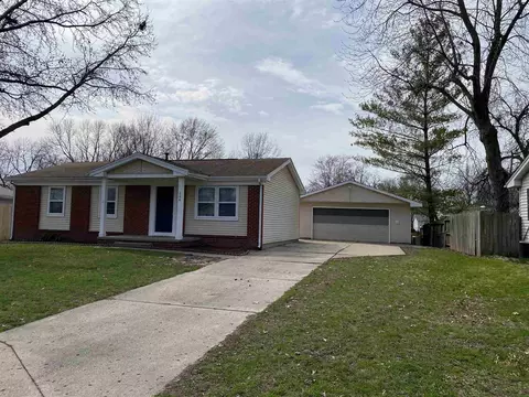 204 Stutely Ln, Springfield, IL 62704 photo 2