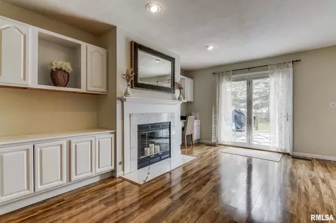 1 Hyde Park Pl, Springfield, IL 62703 photo 6