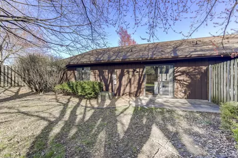 101 S Oxford Rd, Springfield, IL 62704 photo 23