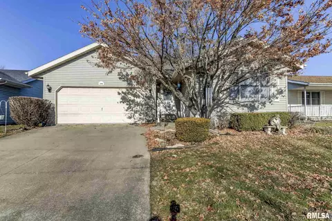 2901 Biscayne Dr, Springfield, IL 62707 photo 1