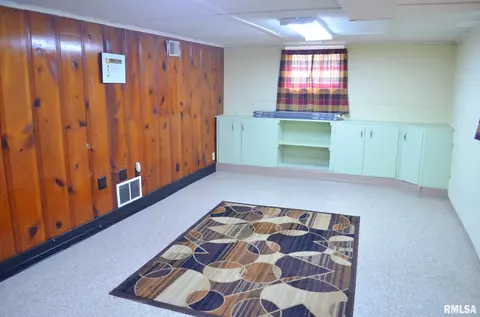 2048 N 6th St, Springfield, IL 62702 photo 5