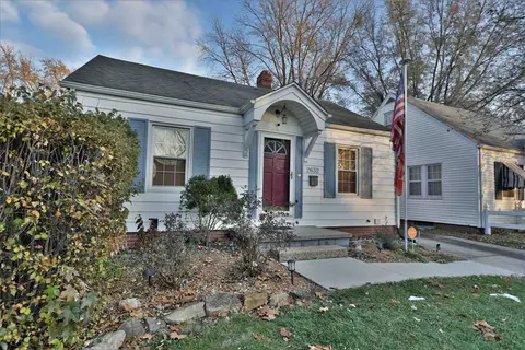 2632 S 8th St, Springfield, IL 62703 photo 2