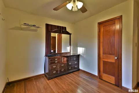 2632 S 8th St, Springfield, IL 62703 photo 5