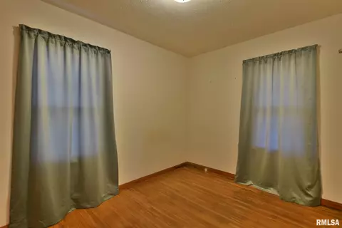 2632 S 8th St, Springfield, IL 62703 photo 7