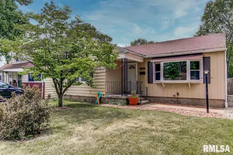 2025 N 21st St, Springfield, IL 62702 photo 1