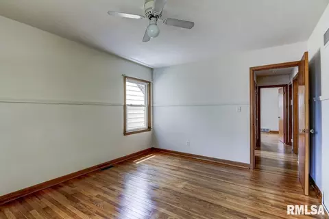 2025 N 21st St, Springfield, IL 62702 photo 12