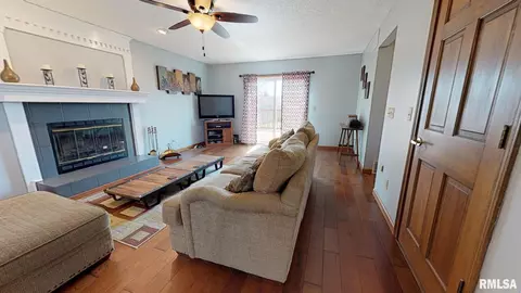 2540 Charlack Ave, Springfield, IL 62704 photo 4