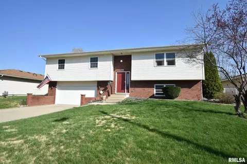 2712 Delaware Dr, Springfield, IL 62702 photo 1