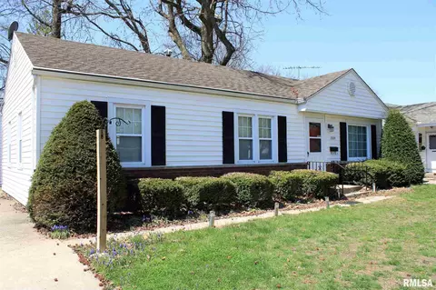 2325 S Spring St, Springfield, IL 62704 photo 1