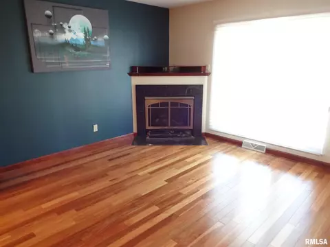 5 N Oxford Rd, Springfield, IL 62702 photo 4