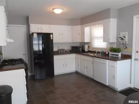 2264 Dunwich St, Springfield, IL 62702 photo 7