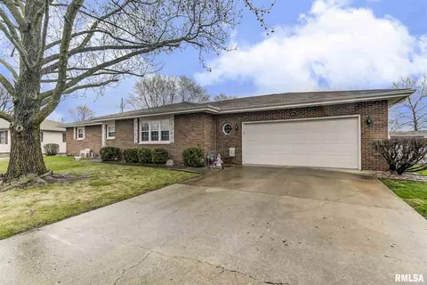 604 Rainbow Dr, Athens, IL 62613 photo 27