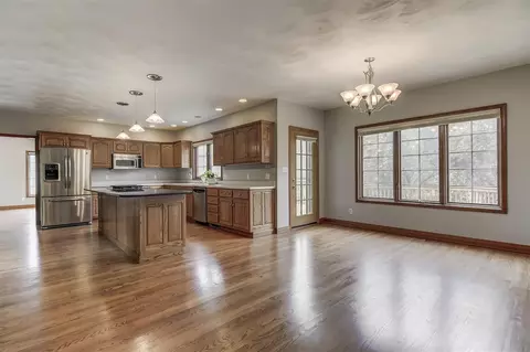 3905 Stone Bridge Rd, Springfield, IL 62711 photo 8