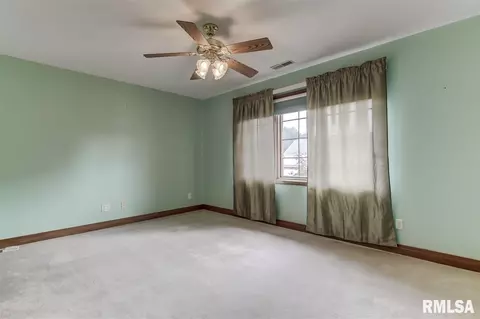 3905 Stone Bridge Rd, Springfield, IL 62711 photo 17