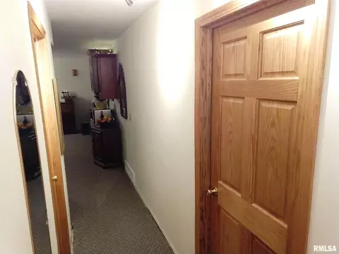 208 Cartwright Dr, Springfield, IL 62704 photo 8