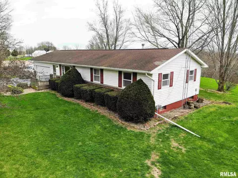 224 170th St, Avon, IL 61415 photo 3