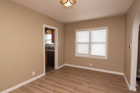 2623 S 8th St, Springfield, IL 62703 photo 13