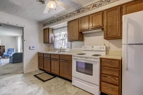 2013 Bruns Ln, Springfield, IL 62702 photo 9