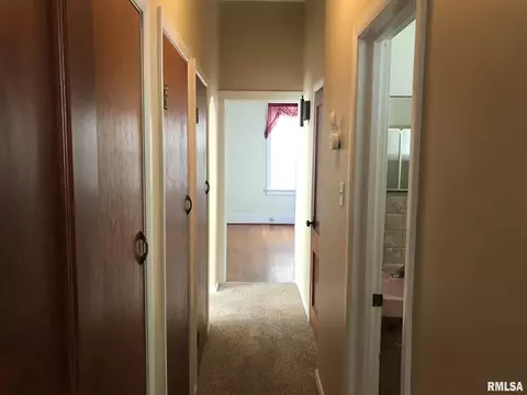 1627 N 8th St, Springfield, IL 62702 photo 13